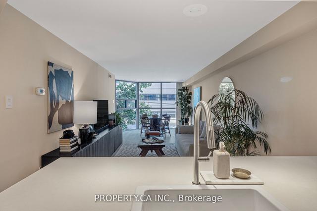 414 - 705 King St W, Condo with 1 bedrooms, 1 bathrooms and 1 parking in Toronto ON | Image 4