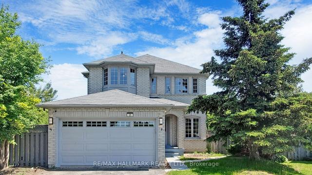 25 Ennis Crt, House detached with 3 bedrooms, 4 bathrooms and 4 parking in Richmond Hill ON | Image 1