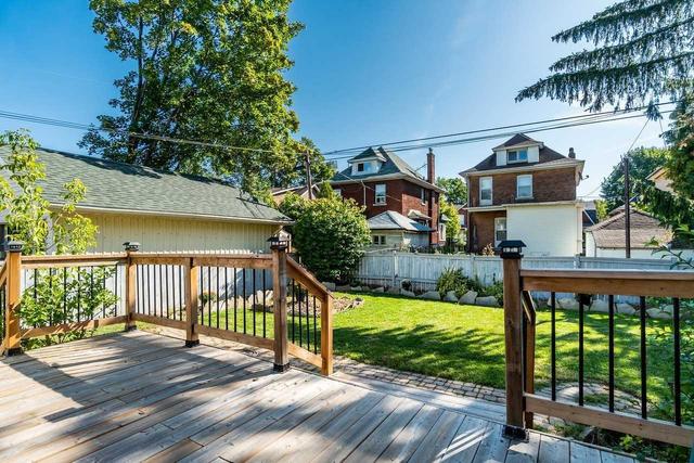 95 Rosslyn Ave S, House detached with 4 bedrooms, 3 bathrooms and 5 parking in Hamilton ON | Image 19