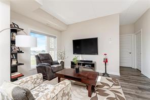 423 - 610 Farmstead Dr, Condo with 2 bedrooms, 2 bathrooms and 1 parking in Milton ON | Image 6