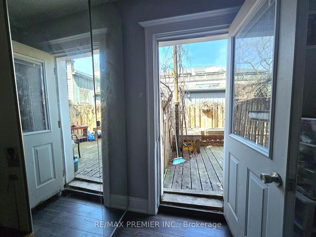 454 Gerrard St E, House semidetached with 5 bedrooms, 4 bathrooms and 0 parking in Toronto ON | Image 14