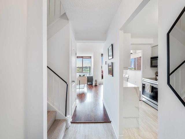 617 - 35 Ormskirk Ave, Condo with 2 bedrooms, 2 bathrooms and 1 parking in Toronto ON | Image 35