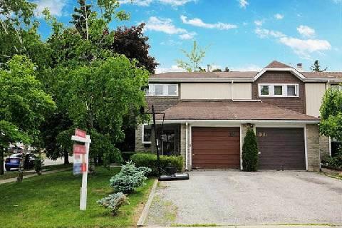 104 Hawkshead Cres, House attached with 3 bedrooms, 3 bathrooms and 2 parking in Toronto ON | Image 2