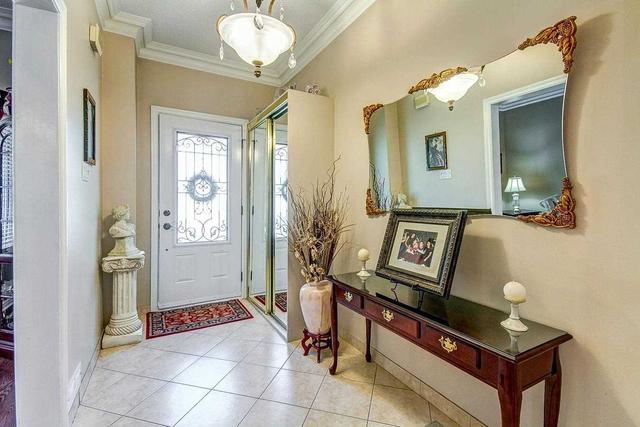 61 Torrens Ave, House detached with 3 bedrooms, 2 bathrooms and 7 parking in Toronto ON | Image 12