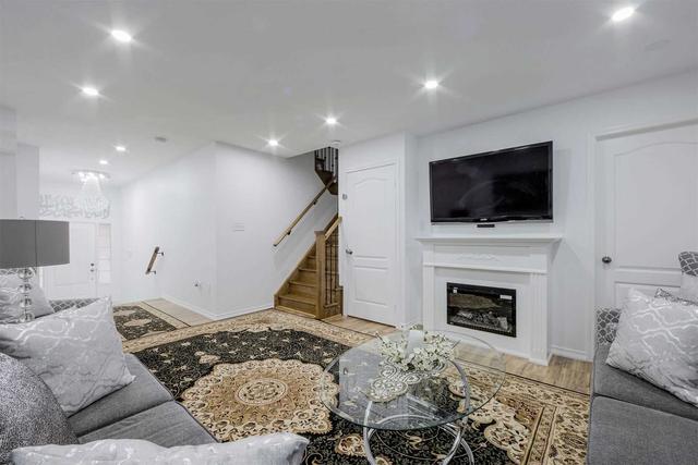 800 Audley Ave N, House semidetached with 3 bedrooms, 3 bathrooms and 2 parking in Ajax ON | Image 35