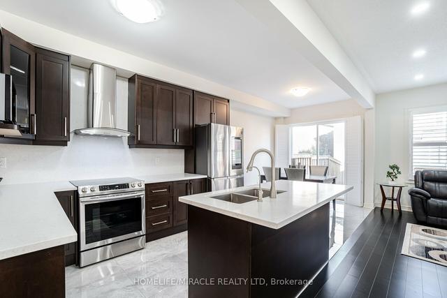 88 Humphery St, House semidetached with 3 bedrooms, 3 bathrooms and 2 parking in Hamilton ON | Image 9