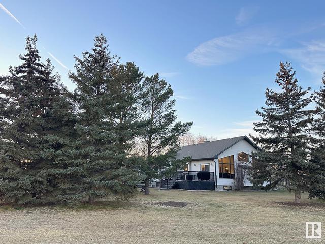 27519 79 Av, House detached with 4 bedrooms, 2 bathrooms and null parking in Stony Plain AB | Image 12