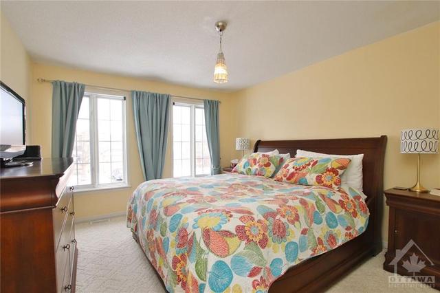 9 Macassa Circle, Townhouse with 3 bedrooms, 3 bathrooms and 3 parking in Ottawa ON | Image 20
