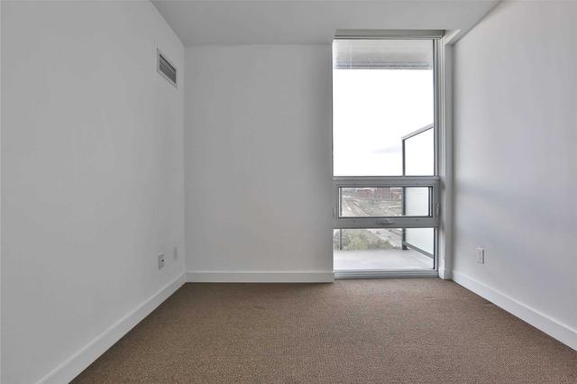 1510 - 160 Flemington Rd, Condo with 1 bedrooms, 1 bathrooms and 1 parking in Toronto ON | Image 8