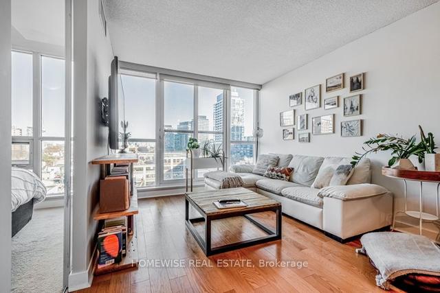 820 - 320 Richmond St E, Condo with 1 bedrooms, 1 bathrooms and 1 parking in Toronto ON | Image 8