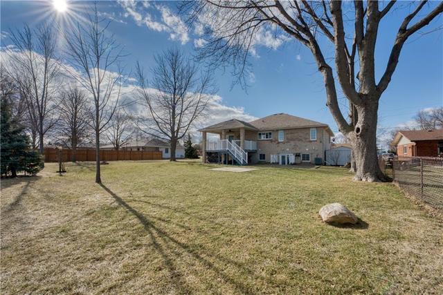 640 Maple Street, House detached with 3 bedrooms, 3 bathrooms and 6 parking in Lakeshore ON | Image 44