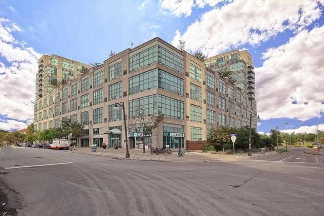 404 - 300 Manitoba St, Condo with 2 bedrooms, 2 bathrooms and 2 parking in Toronto ON | Image 1