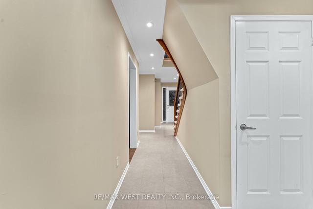 14 Sykes St, House detached with 4 bedrooms, 3 bathrooms and 4 parking in Ajax ON | Image 27