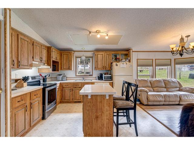 1647 Tranquility Road, House detached with 4 bedrooms, 3 bathrooms and 4 parking in East Kootenay B BC | Image 5