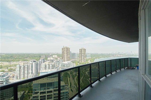 2807 - 80 Marine Parade Dr, Condo with 2 bedrooms, 2 bathrooms and 1 parking in Toronto ON | Image 9