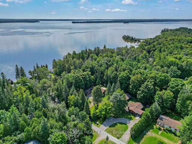 92 Laidlaw Dr, House detached with 4 bedrooms, 1 bathrooms and 12 parking in Kawartha Lakes ON | Image 36