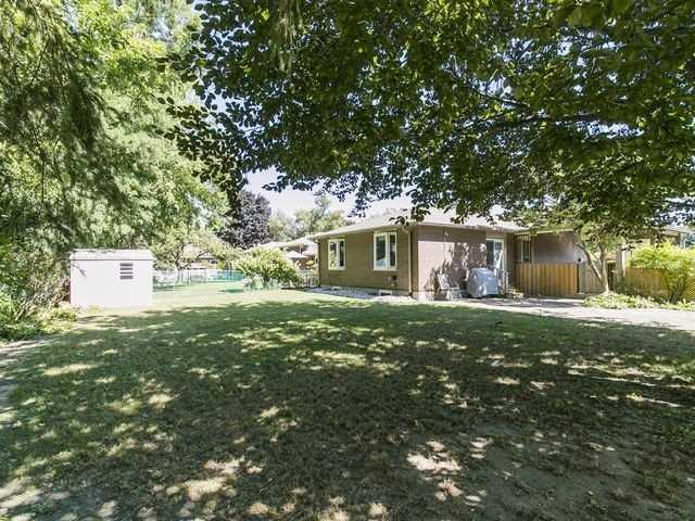 1987 Deanhome Rd, House detached with 3 bedrooms, 2 bathrooms and 1 parking in Mississauga ON | Image 18