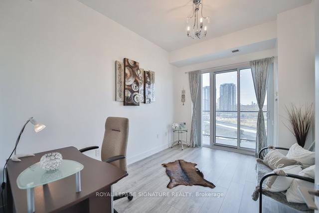 913 - 30 Shore Breeze Dr, Condo with 3 bedrooms, 2 bathrooms and 2 parking in Toronto ON | Image 5