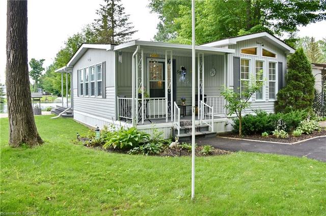 58 The Boardwalk, House detached with 1 bedrooms, 1 bathrooms and null parking in Wasaga Beach ON | Image 2