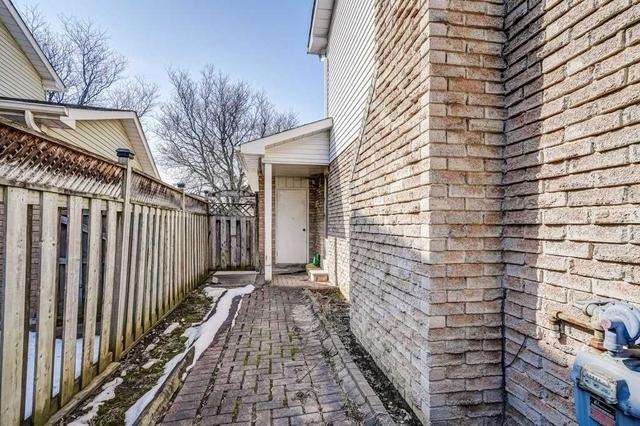 6 Sanderson Cres, House detached with 3 bedrooms, 3 bathrooms and 4 parking in Richmond Hill ON | Image 20