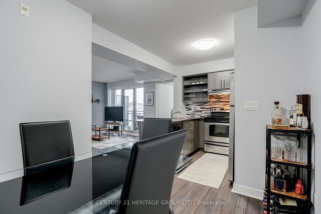 328 - 120 Dallimore Circ, Condo with 2 bedrooms, 1 bathrooms and 1 parking in Toronto ON | Image 7