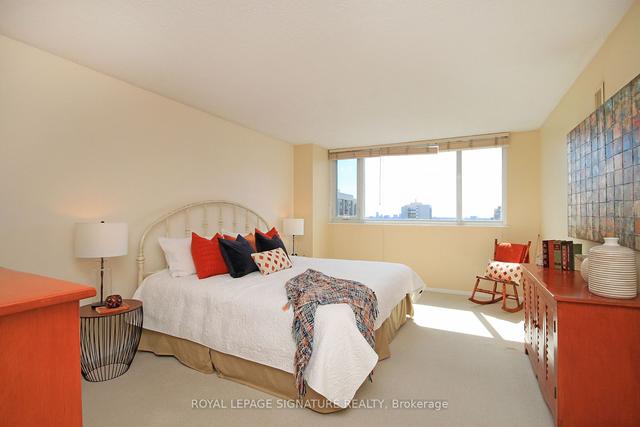2005 - 75 Wynford Hts Cres, Condo with 3 bedrooms, 2 bathrooms and 2 parking in Toronto ON | Image 15