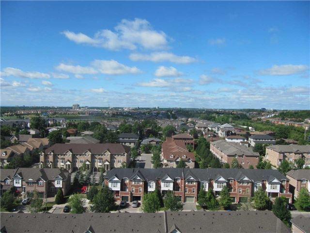 1208 - 155 Hillcrest Ave, Condo with 1 bedrooms, 1 bathrooms and 1 parking in Mississauga ON | Image 4