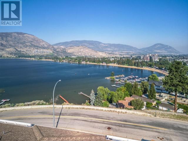 101 - 3948 Finnerty Road, House attached with 3 bedrooms, 2 bathrooms and 2 parking in Penticton BC | Image 8