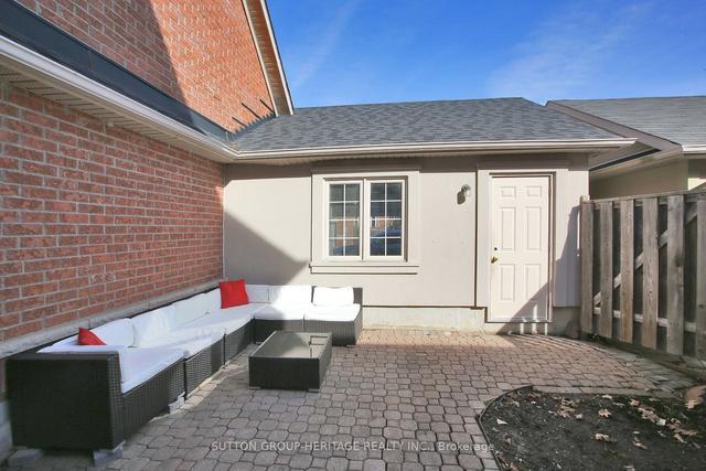 2862 Bur Oak Ave, House attached with 3 bedrooms, 3 bathrooms and 3 parking in Markham ON | Image 32