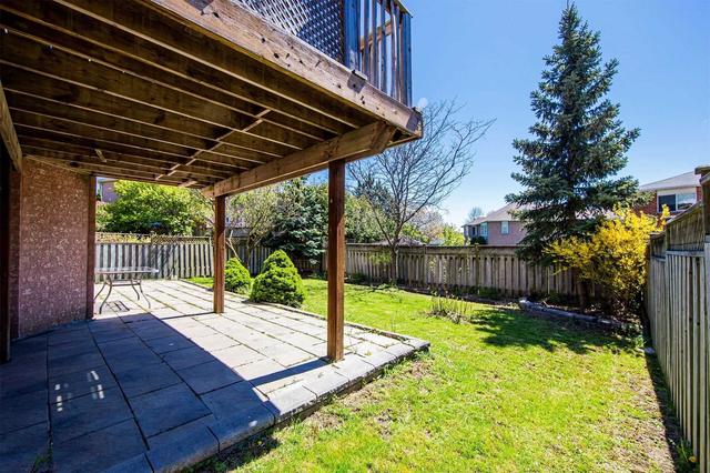 1043 Bradbury Chse W, House detached with 4 bedrooms, 4 bathrooms and 8 parking in Mississauga ON | Image 35