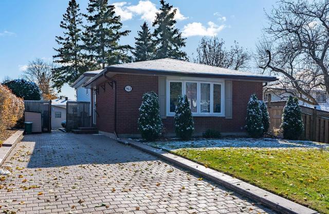 963 Palm Crt, House detached with 3 bedrooms, 2 bathrooms and 4 parking in Oshawa ON | Image 1