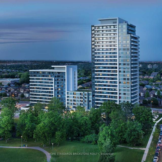 804 - 7890 Bathurst St, Condo with 2 bedrooms, 2 bathrooms and 1 parking in Vaughan ON | Image 1
