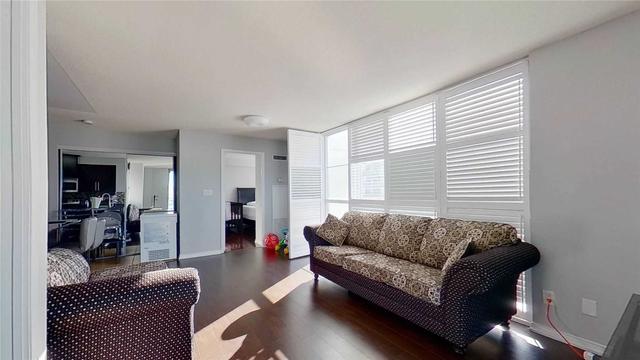 10j - 6 Rosebank Dr, Condo with 2 bedrooms, 2 bathrooms and 1 parking in Toronto ON | Image 6
