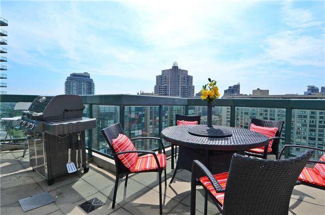 Lph2 - 23 Lorraine Dr, Condo with 4 bedrooms, 3 bathrooms and 2 parking in Toronto ON | Image 11