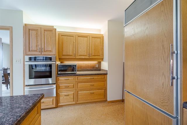 502d - 500 Eau Claire Avenue Sw, Condo with 2 bedrooms, 2 bathrooms and 2 parking in Calgary AB | Image 11