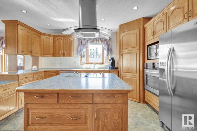 5116 53 Av, House detached with 4 bedrooms, 3 bathrooms and null parking in Mundare AB | Image 19