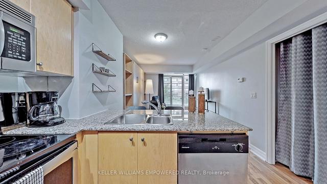809 - 8 Scollard St, Condo with 0 bedrooms, 1 bathrooms and 0 parking in Toronto ON | Image 14