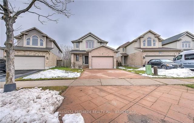 798 Queensborough Cres, House detached with 3 bedrooms, 3 bathrooms and 3 parking in London ON | Image 12