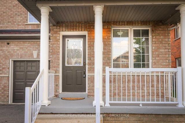 23 Starhill Cres, House semidetached with 3 bedrooms, 3 bathrooms and 3 parking in Brampton ON | Image 12
