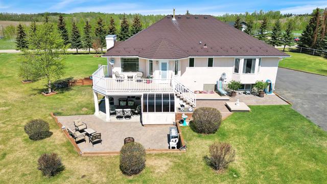 201 - 1271 Township Road 392, House detached with 4 bedrooms, 3 bathrooms and 20 parking in Red Deer County AB | Image 2