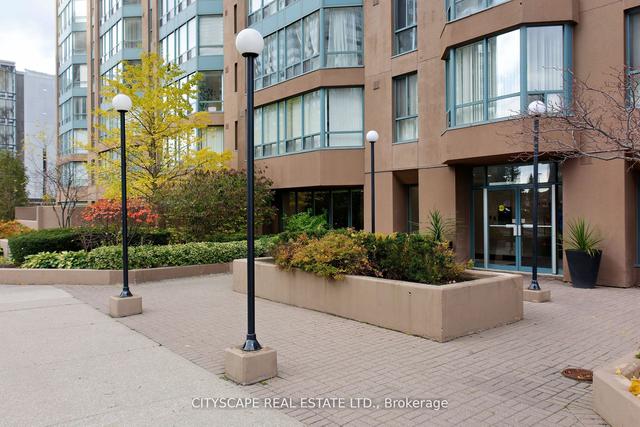 2110 - 115 Hillcrest Ave, Condo with 2 bedrooms, 2 bathrooms and 1 parking in Mississauga ON | Image 35