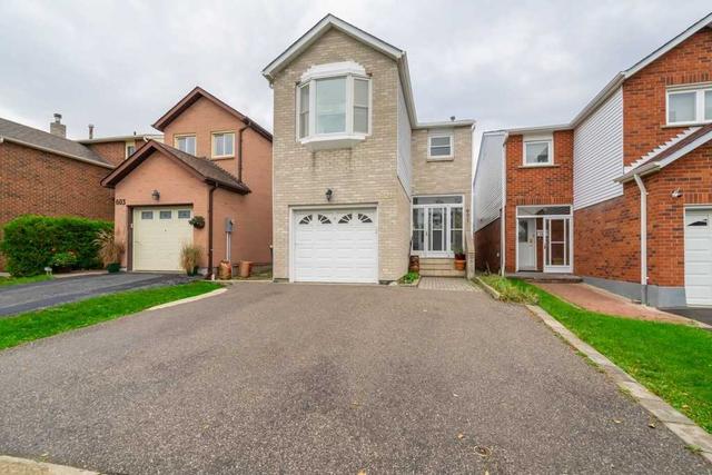 601 Galloway Cres, House detached with 3 bedrooms, 4 bathrooms and 4 parking in Mississauga ON | Image 1