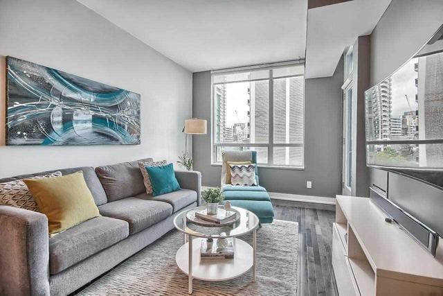 702 - 88 Broadway Ave, Condo with 1 bedrooms, 1 bathrooms and 1 parking in Toronto ON | Image 2