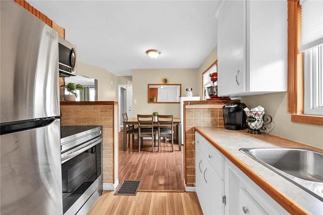 352 East 28th Street, House detached with 3 bedrooms, 2 bathrooms and 5 parking in Hamilton ON | Image 9
