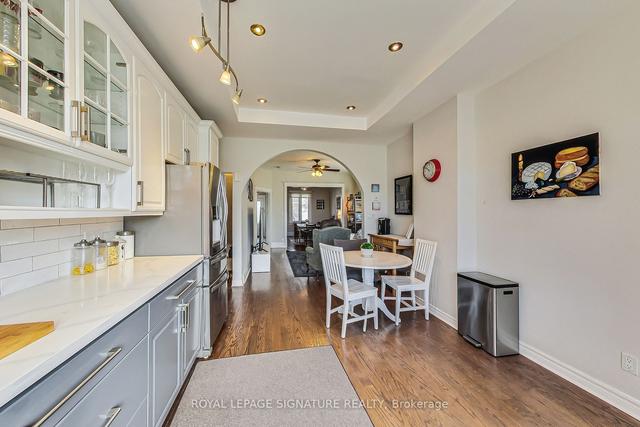 127 Shanly St, House semidetached with 3 bedrooms, 3 bathrooms and 2 parking in Toronto ON | Image 3