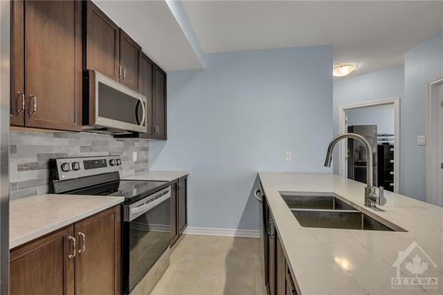 202 - 330 Jatoba Private, Condo with 2 bedrooms, 2 bathrooms and 1 parking in Ottawa ON | Image 7