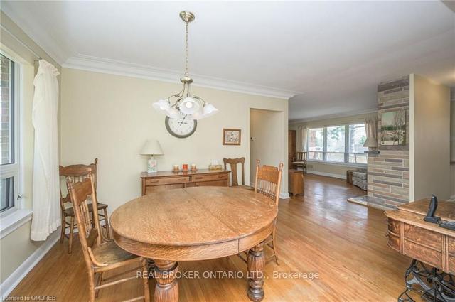 56 Bertram Dr, House detached with 3 bedrooms, 2 bathrooms and 3 parking in Hamilton ON | Image 39