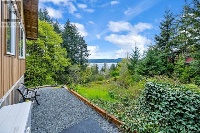 3013 Manzer Rd, House detached with 3 bedrooms, 2 bathrooms and 5 parking in Sooke BC | Image 66