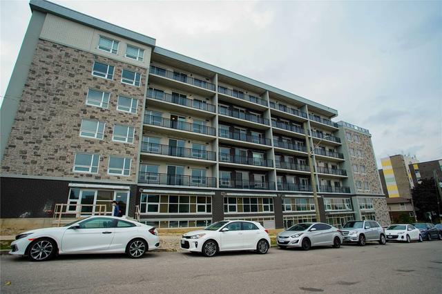 110b - 275 Larch St, Condo with 2 bedrooms, 2 bathrooms and 0 parking in Waterloo ON | Image 1