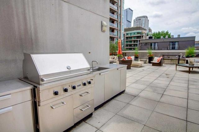404 - 68 Yorkville Ave, Condo with 3 bedrooms, 4 bathrooms and 3 parking in Toronto ON | Image 32